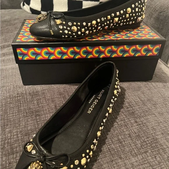 Kurt Geiger London Eagle Ballerina black slip in flats Size 7.5 Us - Picture 2 of 9